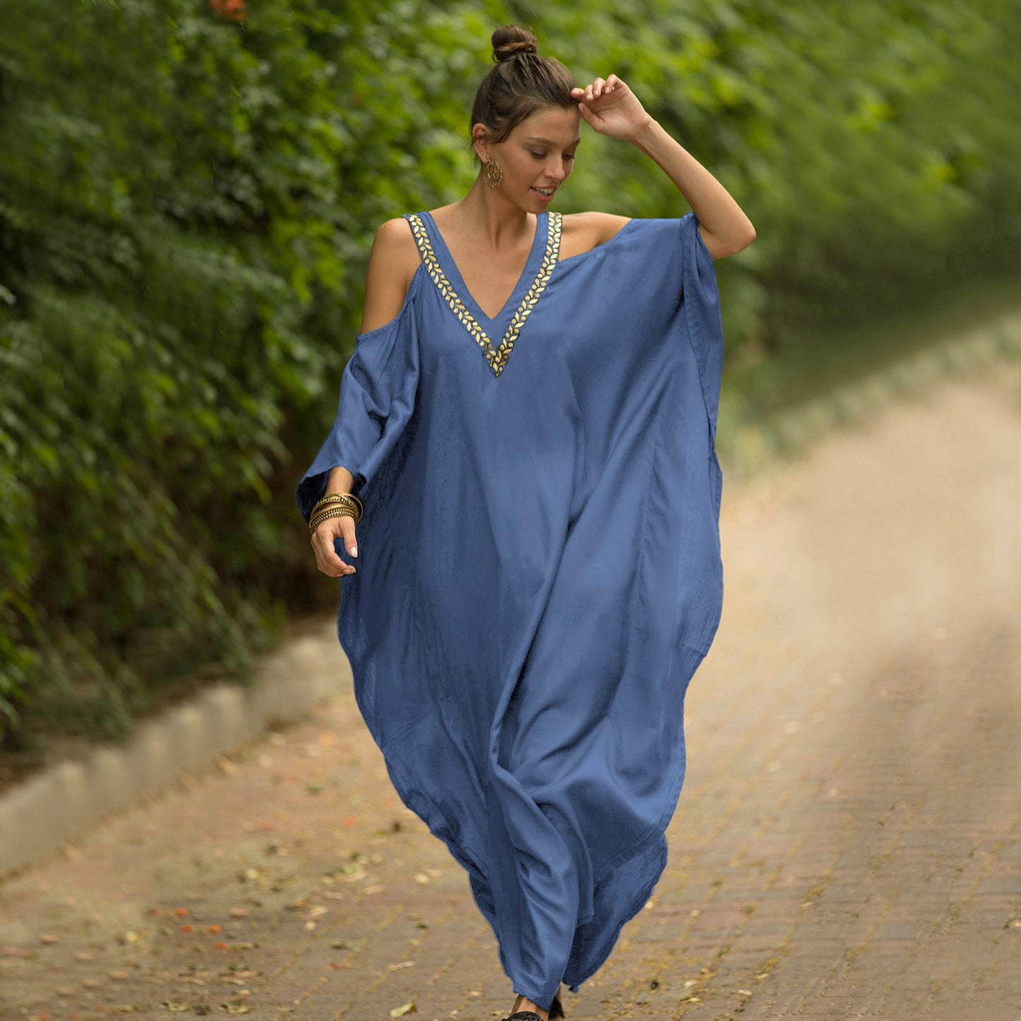 2023 Sexy Cold Shoulder V Neck Bats Sleeve Loose Summer Beach Dress Plus Size Women Beachwear Kaftan Black Dresses Q943