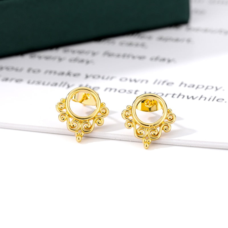 2020 New Fashion Gold color Lace Pendant Small Earring 2020 Trend Flowers Stud Earrings For Women Jewelry Accesories For Girls